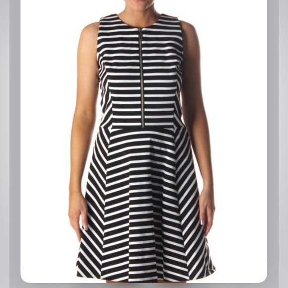 MICHAEL Michael Kors Circle Stripe Dress - Picture 1 of 11